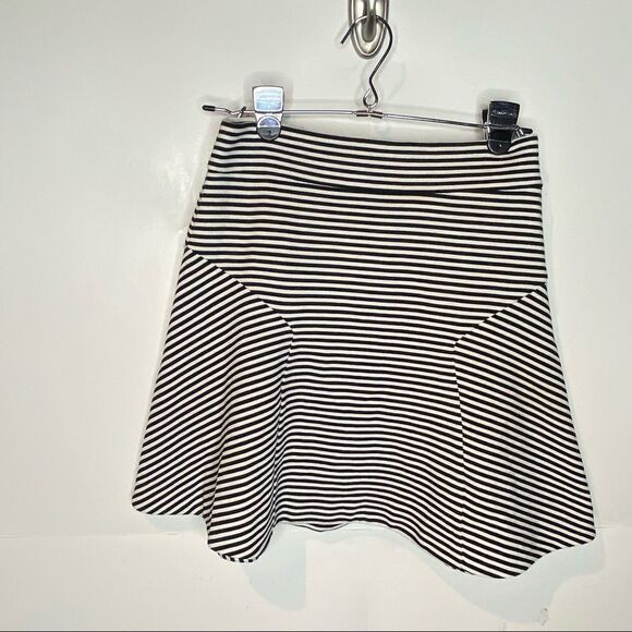 Express striped skater Skirt 2 black and white mod spring summer circle optical - Picture 2 of 6